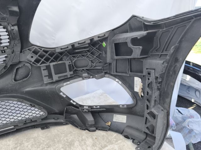 bontott MERCEDES-BENZ SLK Első Lökhárító (Részeivel)