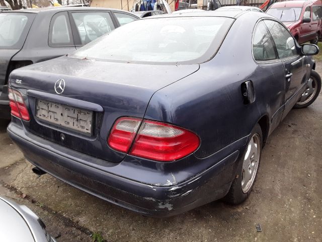 bontott MERCEDES-BENZ SLK Jobb első Ajtó (Üres lemez)