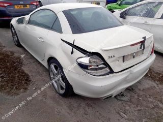 bontott MERCEDES-BENZ SLK Jobb hátsó Sárvédő