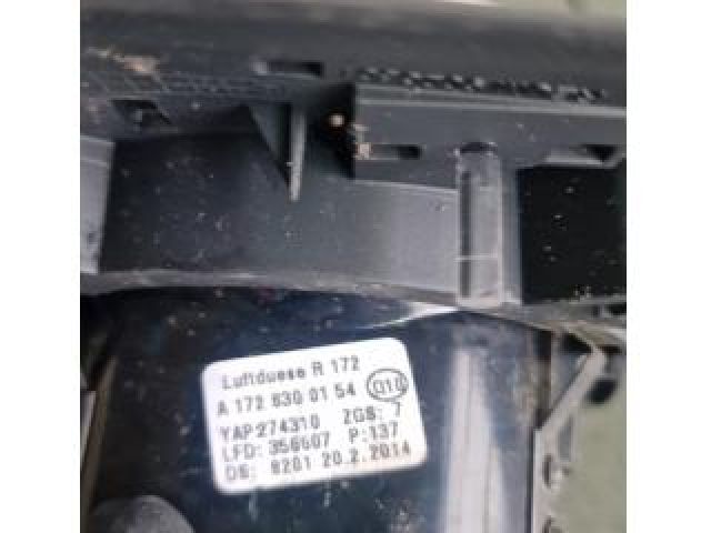 bontott MERCEDES-BENZ SLK Középső Szellőző