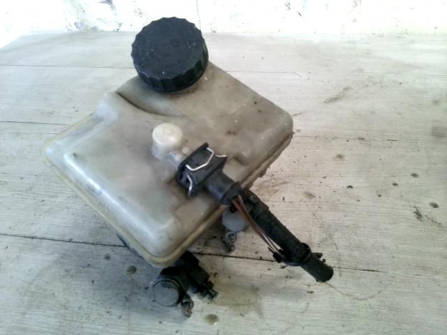 bontott MERCEDES-BENZ SPRINTER Főfékhenger