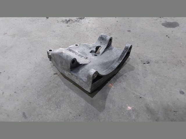 bontott MERCEDES-BENZ SPRINTER Generátor Tartó Bak