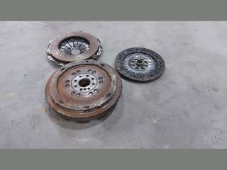 bontott MERCEDES-BENZ SPRINTER Kuplung Szett Lendkerékkel