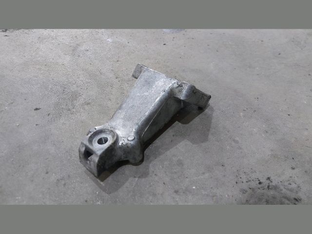 bontott MERCEDES-BENZ SPRINTER Motor Tartó Bak (Fém)