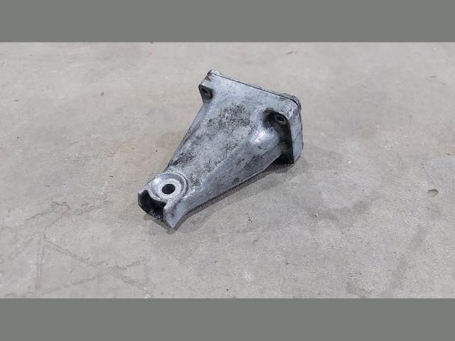 bontott MERCEDES-BENZ SPRINTER Motor Tartó Bak (Fém)