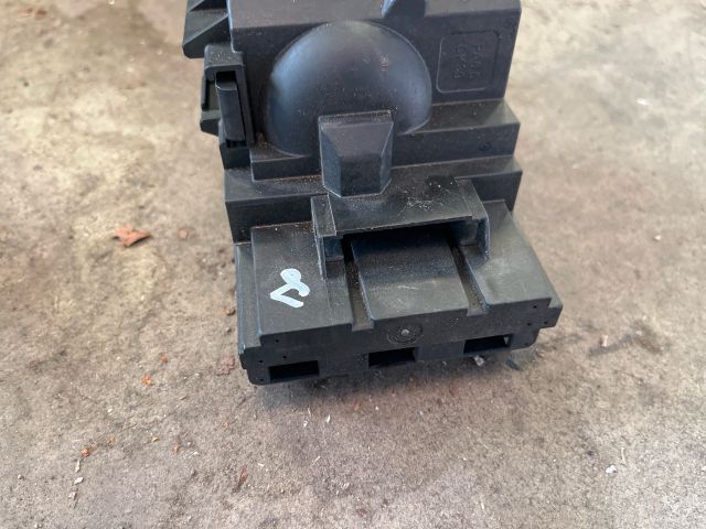 bontott MERCEDES-BENZ SPRINTER Gyújtáskapcsoló Házzal