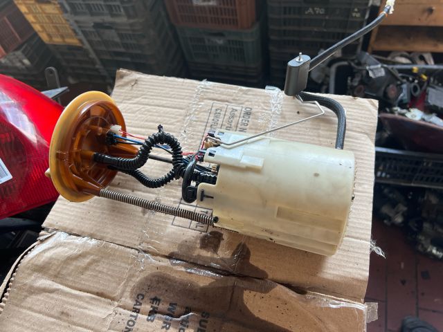 bontott MERCEDES-BENZ SPRINTER Üzemanyag Szivattyú