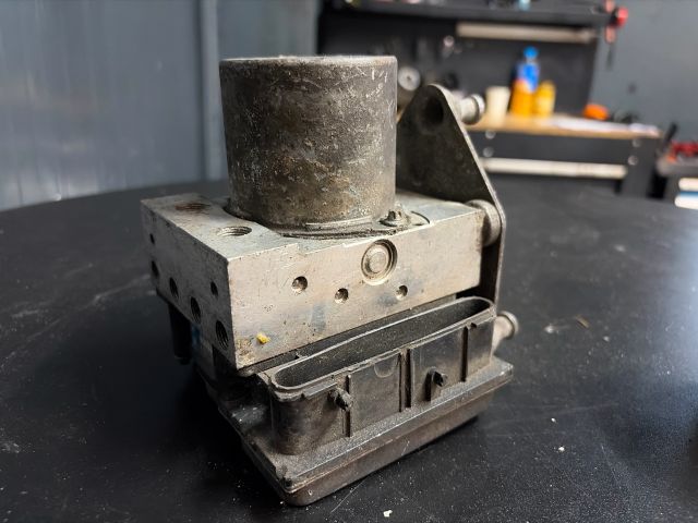 bontott MERCEDES-BENZ SPRINTER ABS Kocka