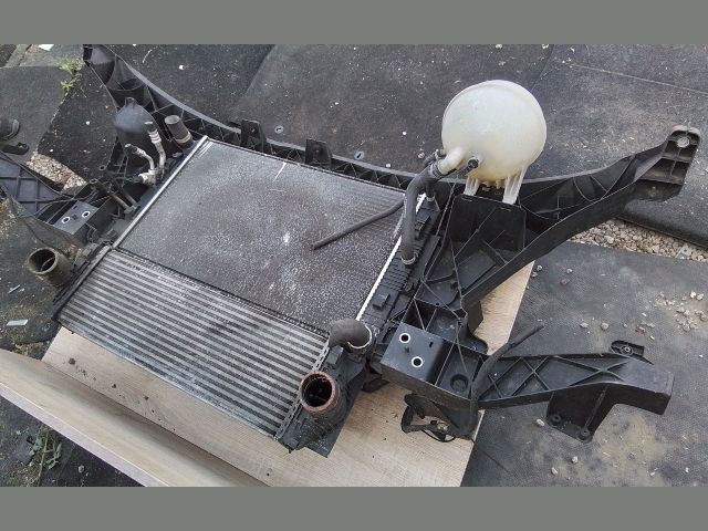 bontott MERCEDES-BENZ SPRINTER Komplett Homlokfal (Részeivel)