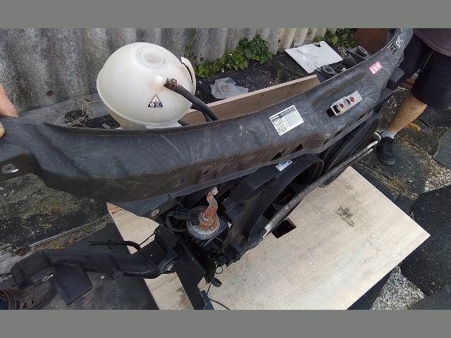 bontott MERCEDES-BENZ SPRINTER Komplett Homlokfal (Részeivel)