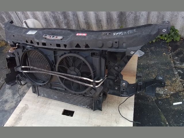 bontott MERCEDES-BENZ SPRINTER Komplett Homlokfal (Részeivel)