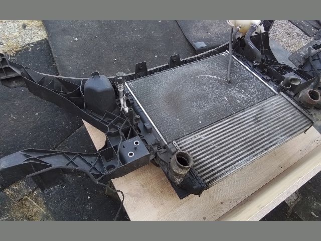 bontott MERCEDES-BENZ SPRINTER Komplett Homlokfal (Részeivel)