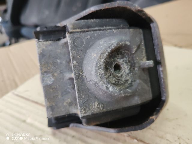 bontott MERCEDES-BENZ SPRINTER Motor Tartó Bak (Fém)