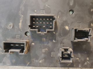 bontott MERCEDES-BENZ SPRINTER Biztosítéktábla Motortér