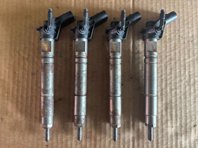 bontott MERCEDES-BENZ SPRINTER Porlasztó (1 db)