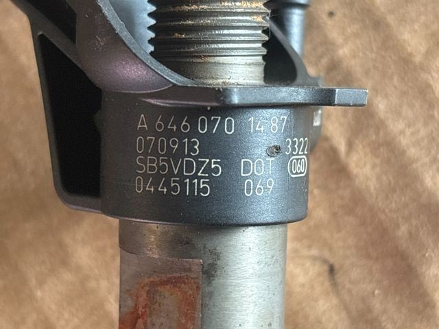 bontott MERCEDES-BENZ SPRINTER Porlasztó (1 db)