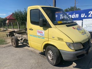 bontott MERCEDES-BENZ SPRINTER Hűtőventilátor Keret