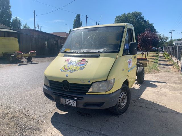 bontott MERCEDES-BENZ SPRINTER Hűtőventilátor Keret