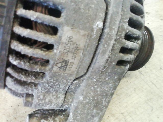 bontott MERCEDES-BENZ SPRINTER Generátor