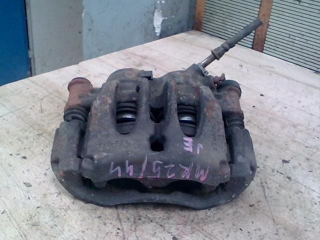 bontott MERCEDES-BENZ SPRINTER Jobb első Féknyereg Munkahengerrel