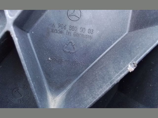 bontott MERCEDES-BENZ SPRINTER Komplett Homlokfal (Részeivel)