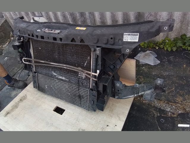 bontott MERCEDES-BENZ SPRINTER Komplett Homlokfal (Részeivel)