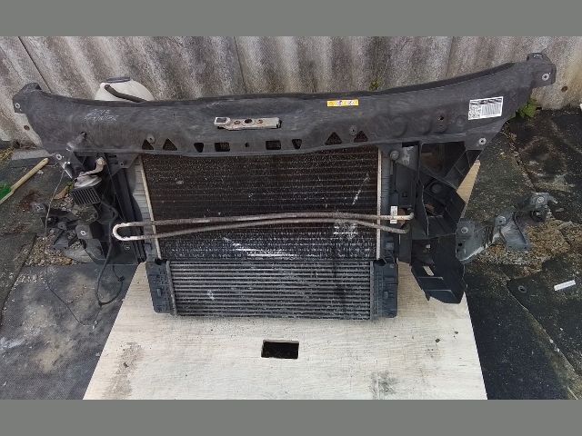 bontott MERCEDES-BENZ SPRINTER Komplett Homlokfal (Részeivel)