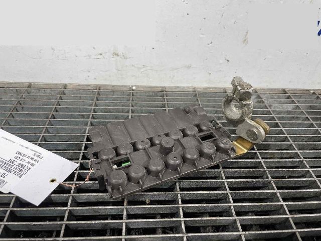 bontott MERCEDES-BENZ SPRINTER Biztosítéktábla Motortér