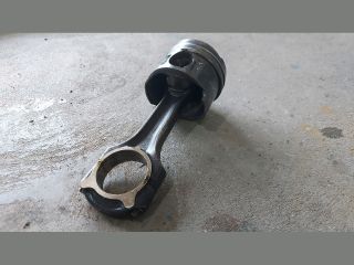 bontott MERCEDES-BENZ SPRINTER Dugattyú és Hajtókar