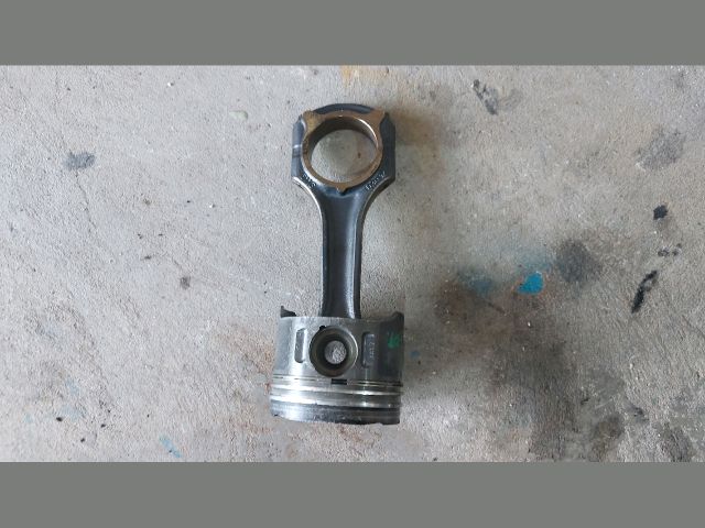 bontott MERCEDES-BENZ SPRINTER Dugattyú és Hajtókar