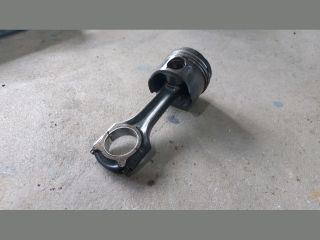 bontott MERCEDES-BENZ SPRINTER Dugattyú és Hajtókar