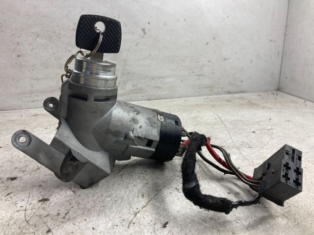 bontott MERCEDES-BENZ SPRINTER Gyújtáskapcsoló