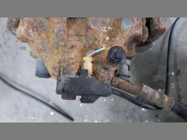 bontott MERCEDES-BENZ SPRINTER Jobb első Féknyereg Munkahengerrel