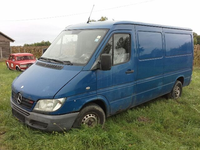 bontott MERCEDES-BENZ SPRINTER Jobb első Kerékagy