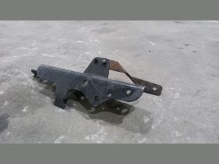 bontott MERCEDES-BENZ SPRINTER Motor Tartó Bak Bal