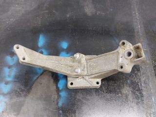 bontott MERCEDES-BENZ SPRINTER Motor Tartó Bak Bal