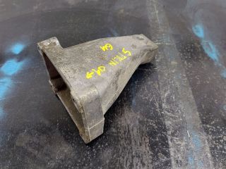 bontott MERCEDES-BENZ SPRINTER Motor Tartó Bak Jobb