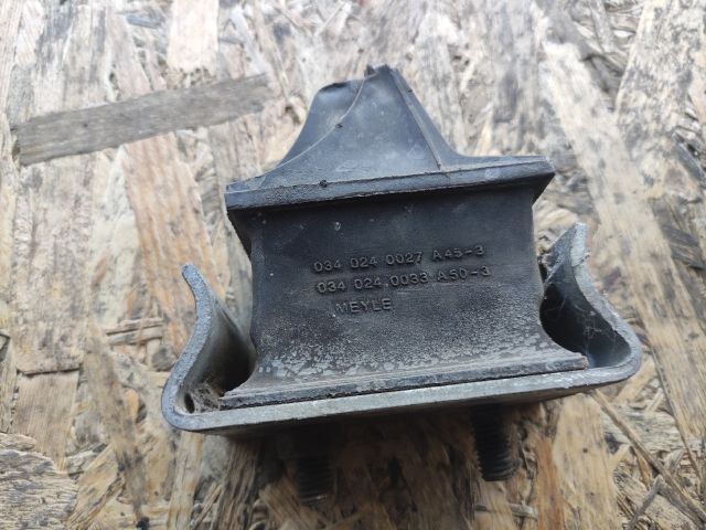 bontott MERCEDES-BENZ SPRINTER Motor Tartó Bak (Pozíciófüggetlen)