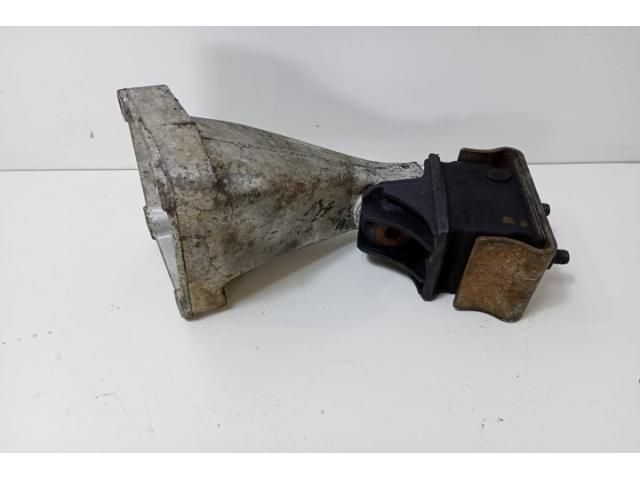 bontott MERCEDES-BENZ SPRINTER Motor Tartó Bak (Pozíciófüggetlen)