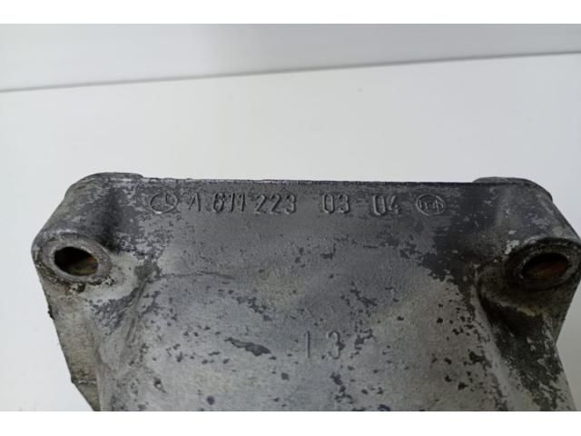 bontott MERCEDES-BENZ SPRINTER Motor Tartó Bak (Pozíciófüggetlen)