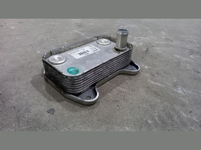 bontott MERCEDES-BENZ SPRINTER Olajhűtő