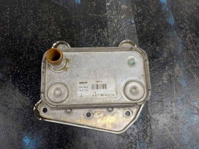 bontott MERCEDES-BENZ SPRINTER Olajhűtő