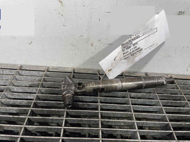 bontott MERCEDES-BENZ SPRINTER Porlasztó (1 db)