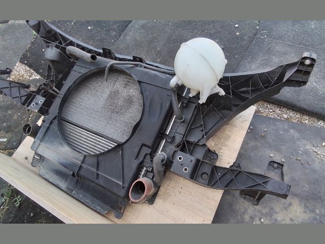 bontott MERCEDES-BENZ SPRINTER Komplett Homlokfal (Részeivel)