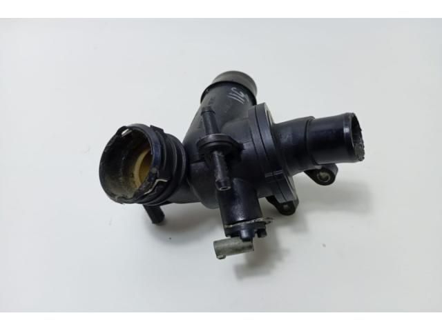 bontott MERCEDES-BENZ SPRINTER Hengerfej Vízkivezető