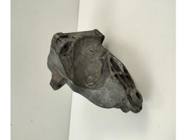 bontott MERCEDES-BENZ SPRINTER Motor Tartó Bak (Fém)