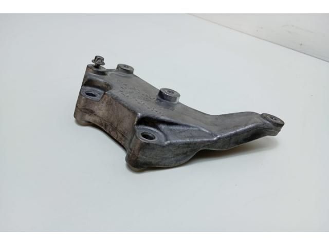 bontott MERCEDES-BENZ SPRINTER Motor Tartó Bak (Pozíciófüggetlen)