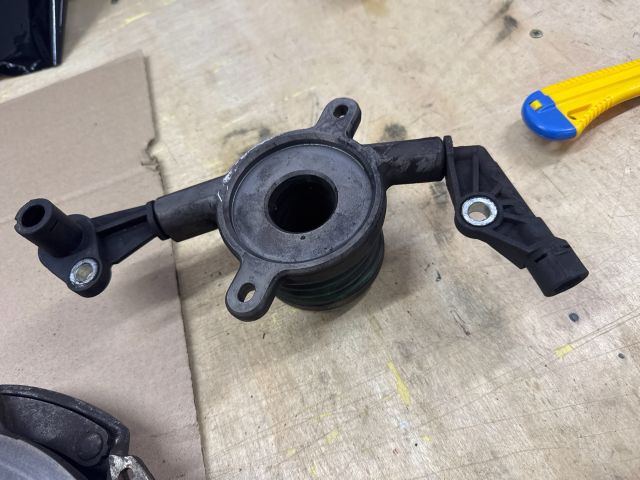 bontott MERCEDES-BENZ SPRINTER Kuplung Szett (Szerkezet, Tárcsa)