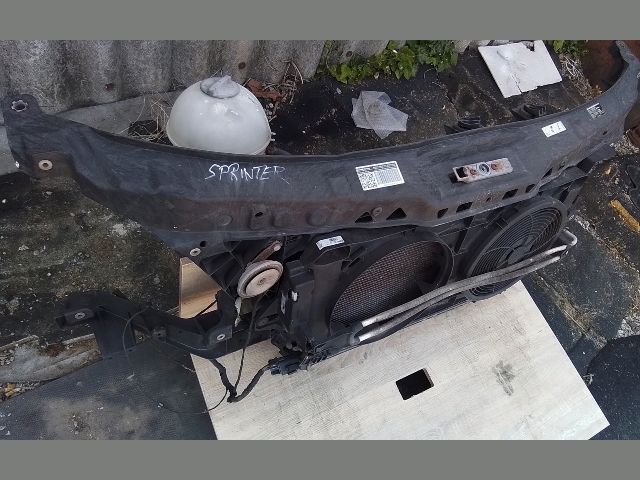 bontott MERCEDES-BENZ SPRINTER Komplett Homlokfal (Részeivel)