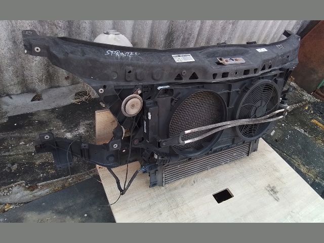 bontott MERCEDES-BENZ SPRINTER Komplett Homlokfal (Részeivel)